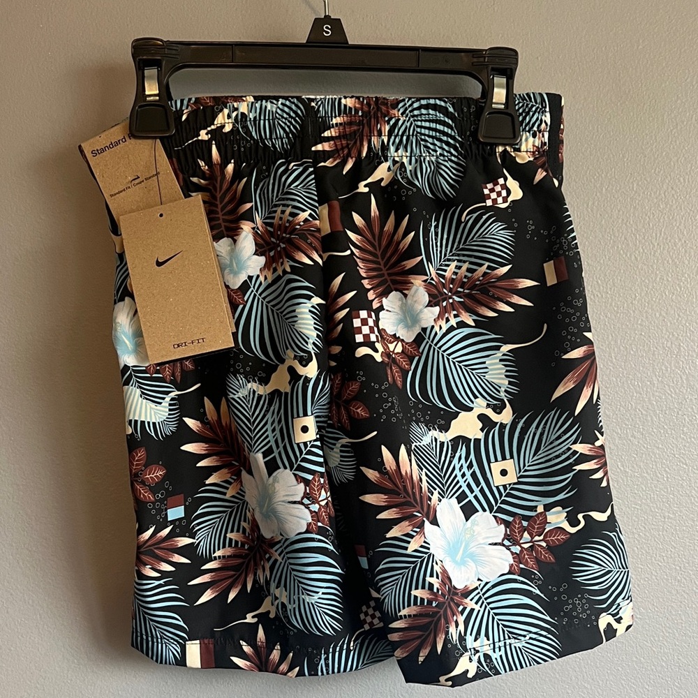 Nike kids Floral Athletic Shorts - Black and Blue
